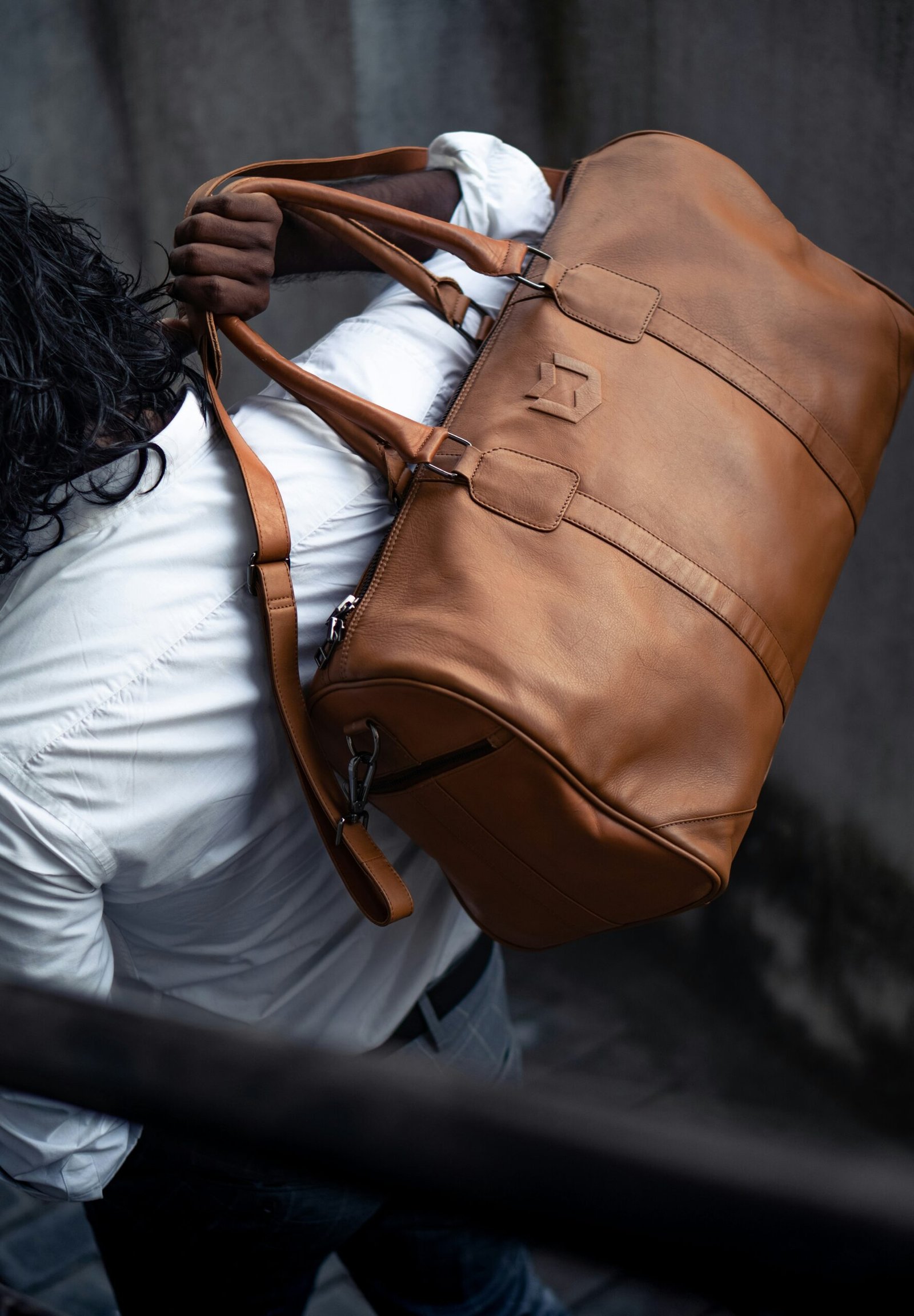 Uncovering the Perfect Leather Bag: A Balance of Size and Functionality